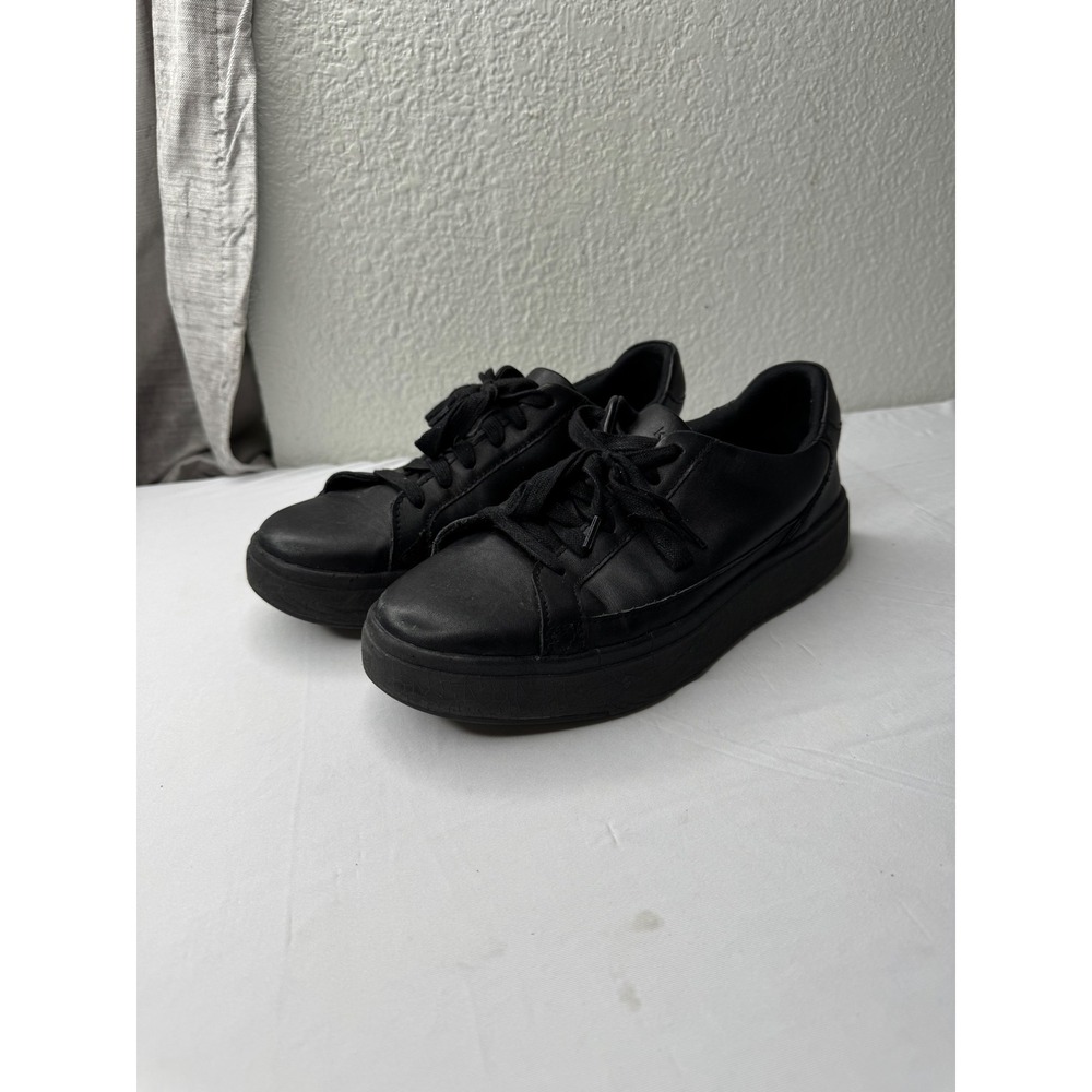 Kizik Vegas Black Leather Hands-Free Sneakers Mens 7 Wide Womens 8.5 Wide J2FC
